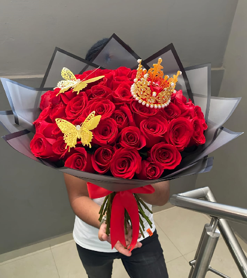 boxluxuryaf05.png Buquê Rainha Coração - Imagem 1