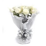 Buquê de 12 Rosas Brancas